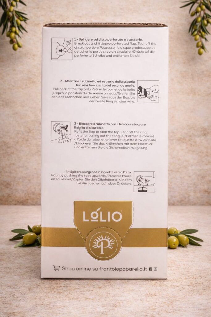 tłoczona na zimno. Aromatyczna, naturalna i pełna świeżości, idealna do sałatek, makaronów i kuchni śródziemnomorskiej. Doskonała jako oliwa premium do codziennego gotowania.